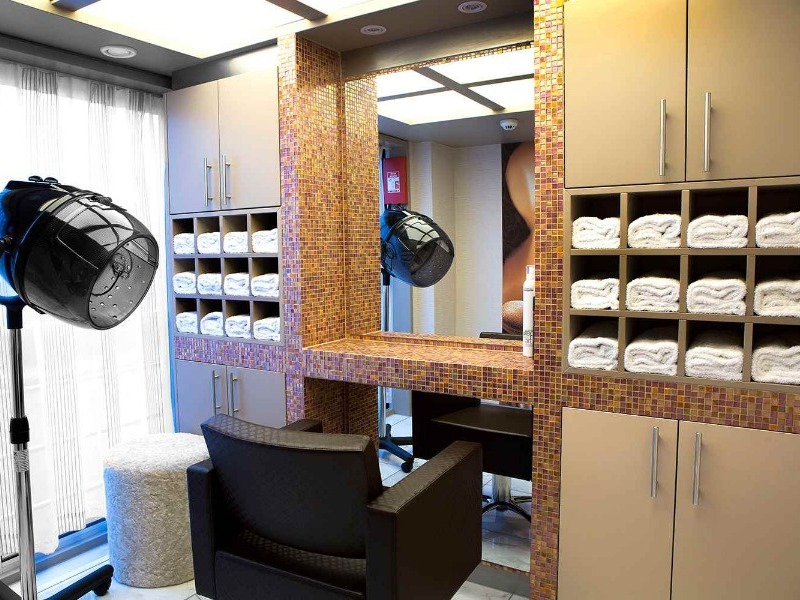 Croisière AMA AmaWaterways AmaSonata Salon de coiffure