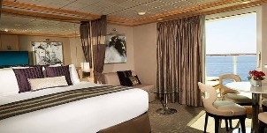 Croisière NCL Norwegian Cruise Line Star Suite Penthouse face à l'arrière du navire (poupe) avec grand balcon