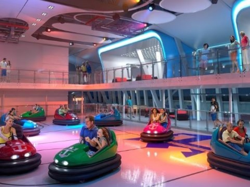 Croisière RCI Royal Caribbean Spectrum of the Seas Autos Tamponneuses