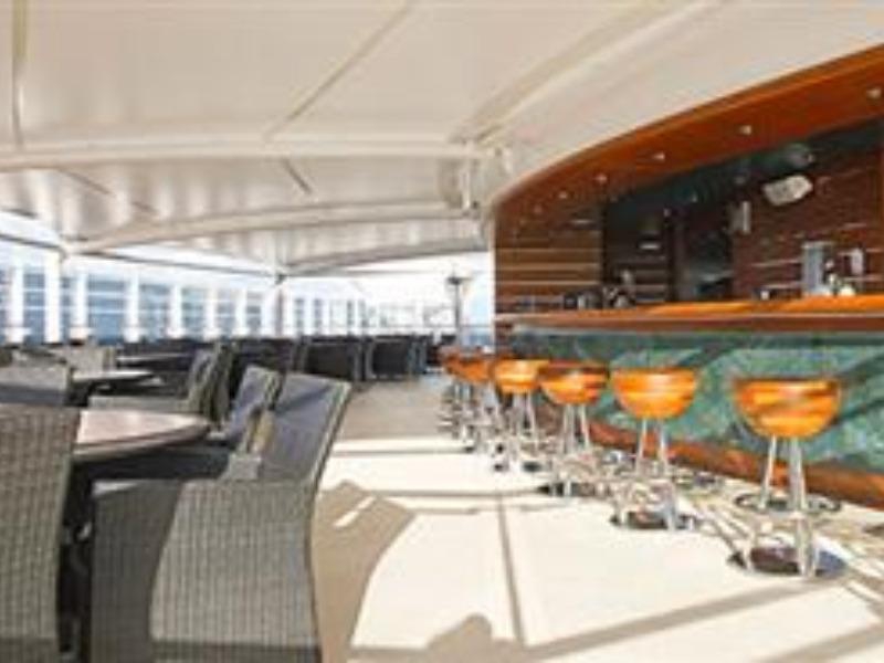 Croisières MSC Divina bar The One