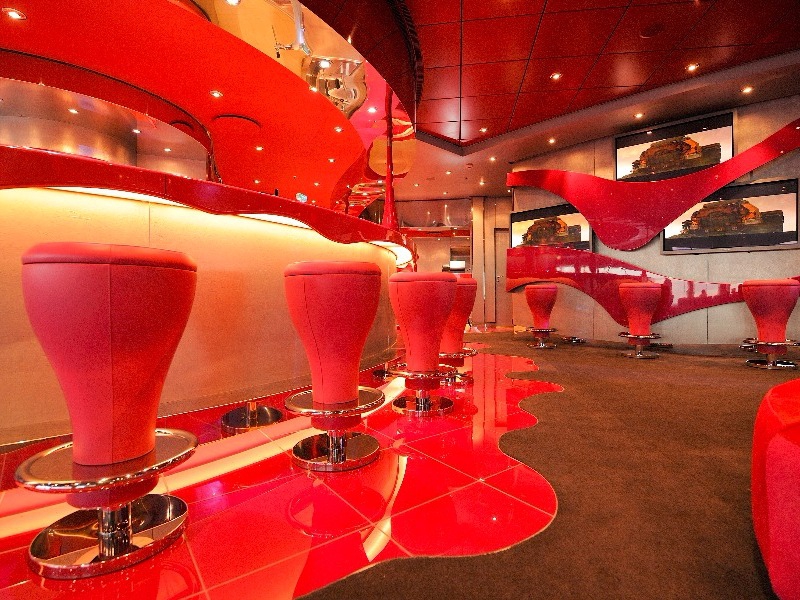 Croisières MSC Fantasia discothèque Liquid
